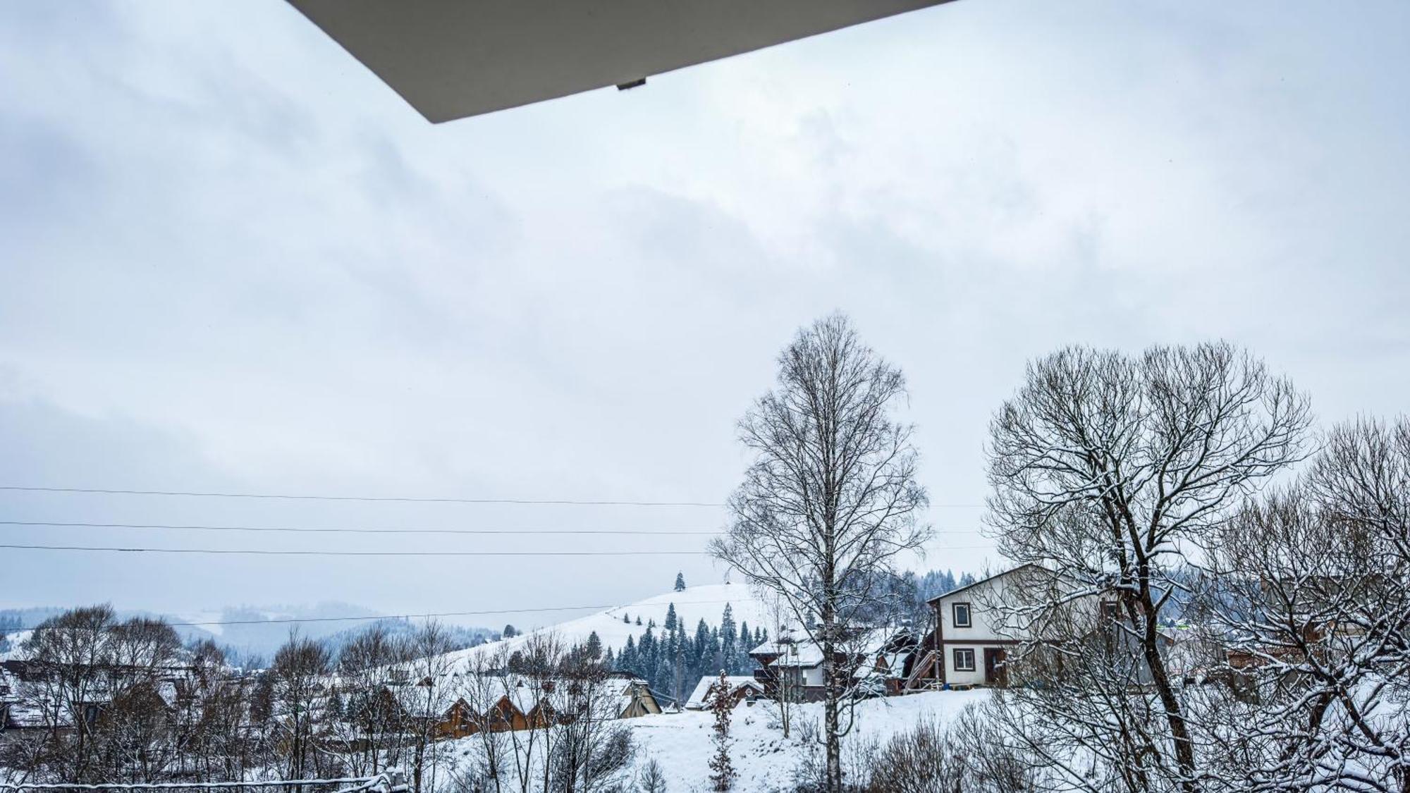 Lion Hotel Bukovel Szoba fotó